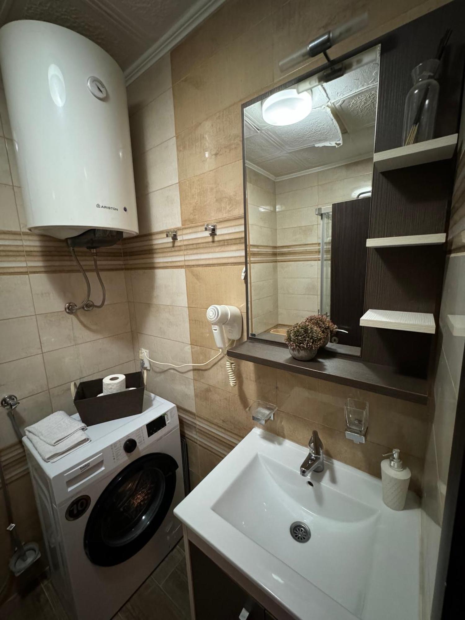 בודווה Casa Apartments, Two-Bedroom Apartment מראה חיצוני תמונה